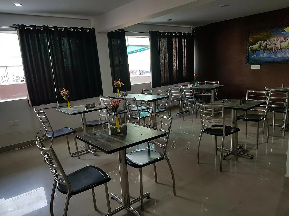 The Royal Crown Hotel Gurgaon Índia