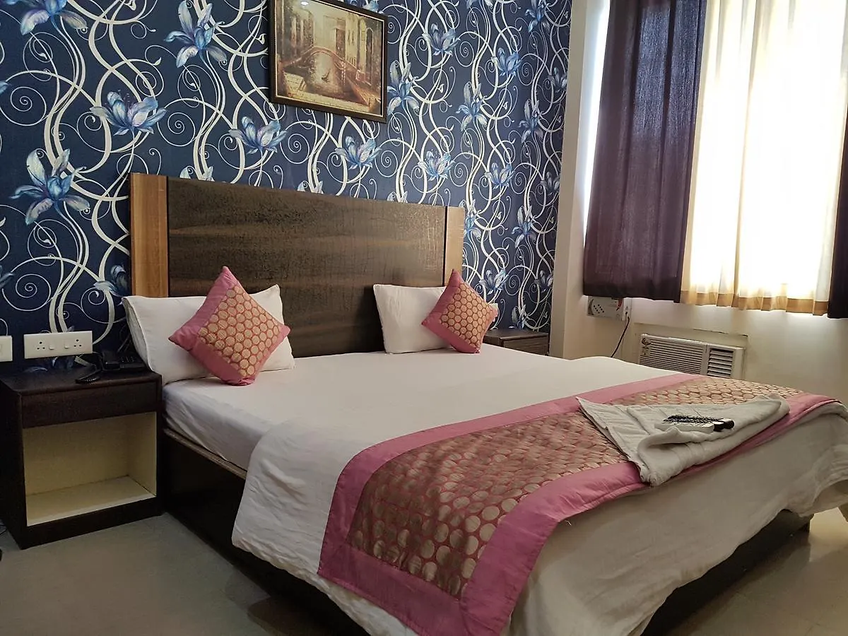 The Royal Crown Hotel Gurgaon